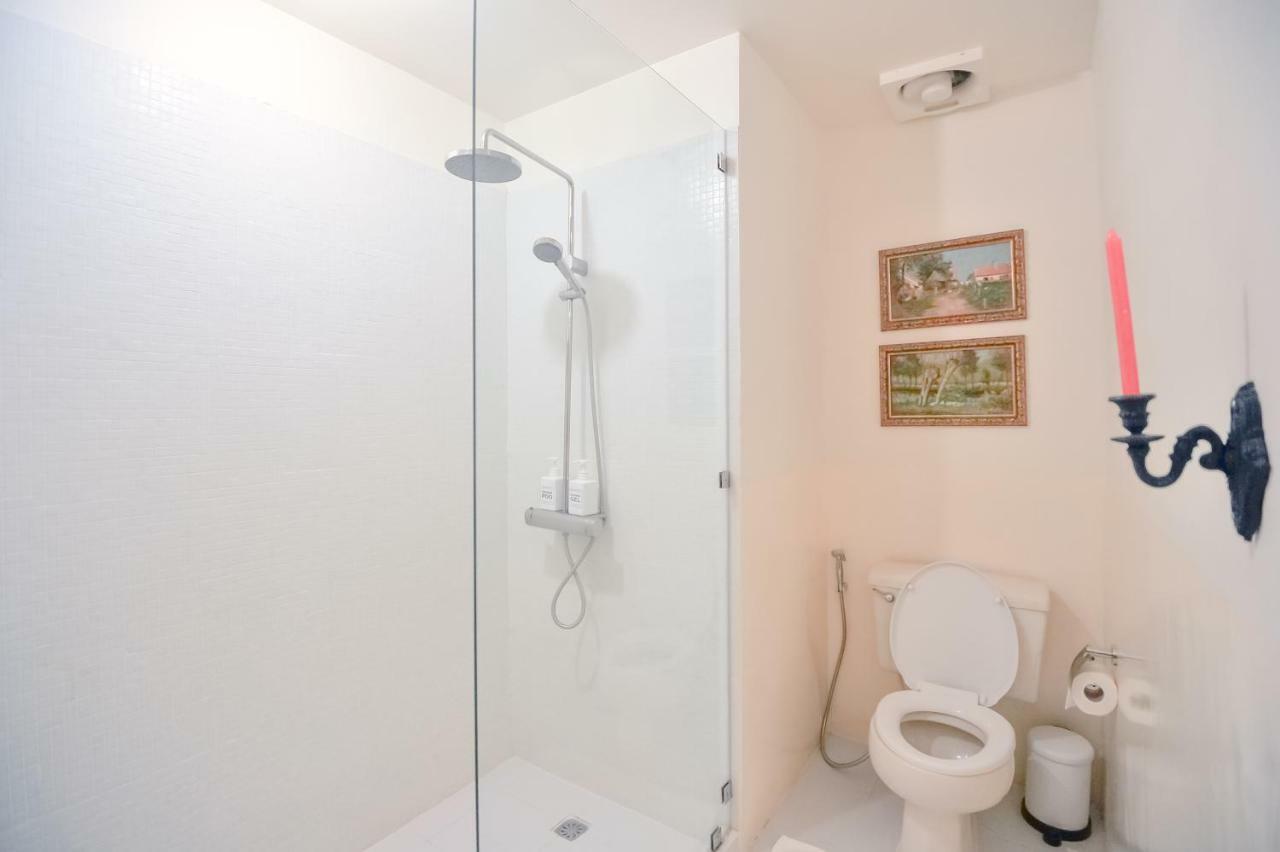 בנגקוק Vimala Residence (Adults Only) מראה חיצוני תמונה
